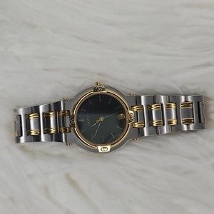 Vintage Gucci Watch 9000M Series